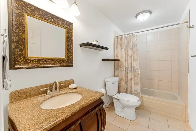 Listing Image for 405 Kaiolohia St 21 of 28