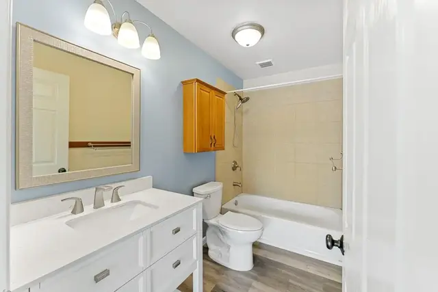 Listing Image for 405 Kaiolohia St 25 of 28