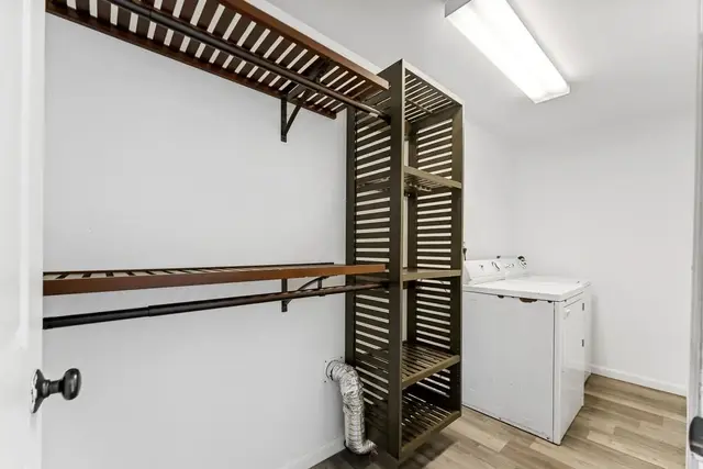 Listing Image for 405 Kaiolohia St 26 of 28