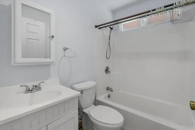 Listing Image for 303 Pueo Dr 17 of 32