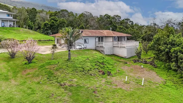 Listing Image for 303 Pueo Dr 30 of 32