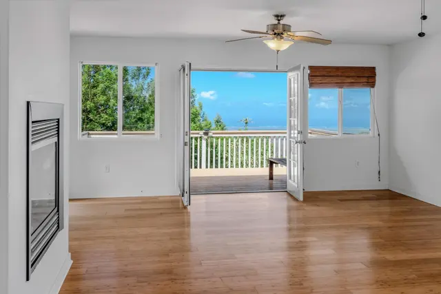 Listing Image for 303 Pueo Dr 5 of 32