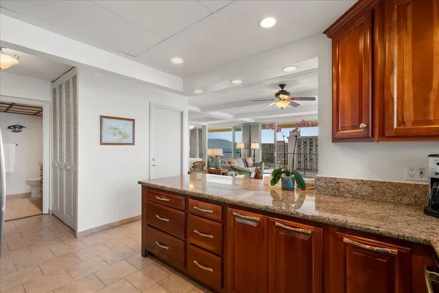 Listing Image for 2481 Kaanapali Pkwy 1051 15 of 42