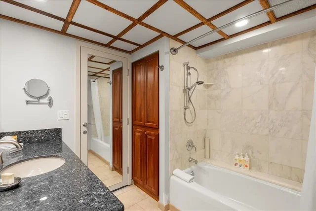 Listing Image for 2481 Kaanapali Pkwy 1051 18 of 42