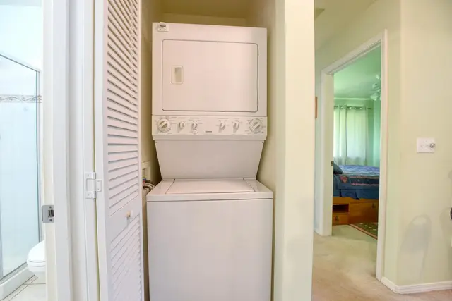 Listing Image for 50 Halili Ln 5l 21 of 33