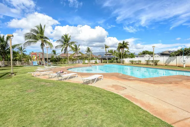 Listing Image for 50 Halili Ln 5l 25 of 33