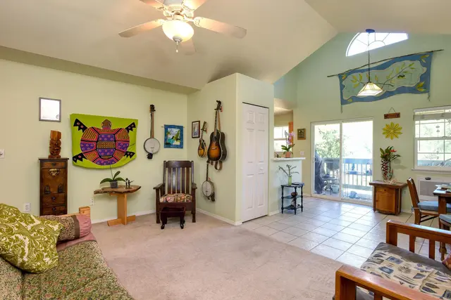 Listing Image for 50 Halili Ln 5l 6 of 33