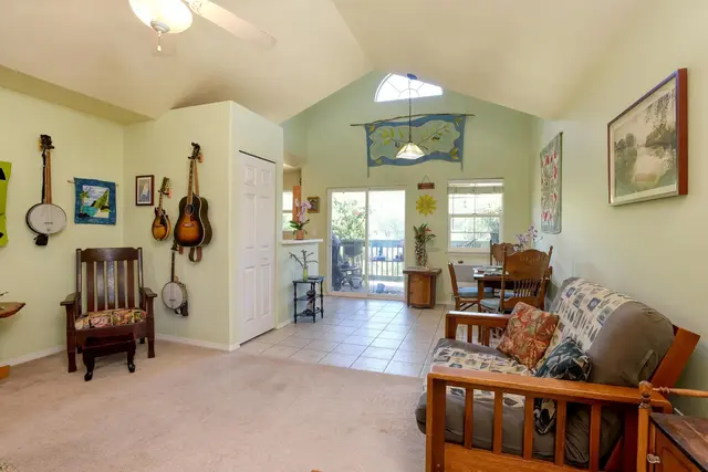 Listing Image for 50 Halili Ln 5l 7 of 33