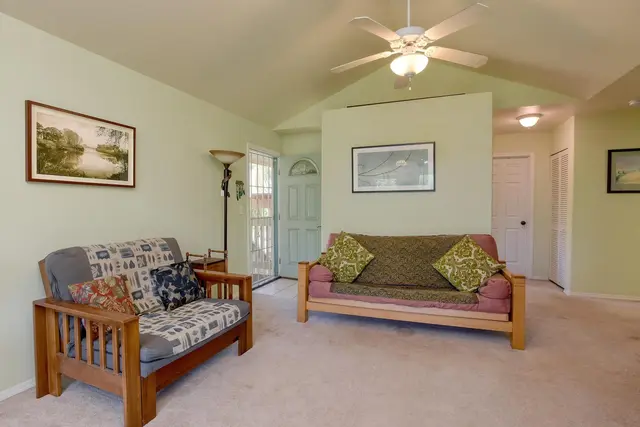 Listing Image for 50 Halili Ln 5l 8 of 33