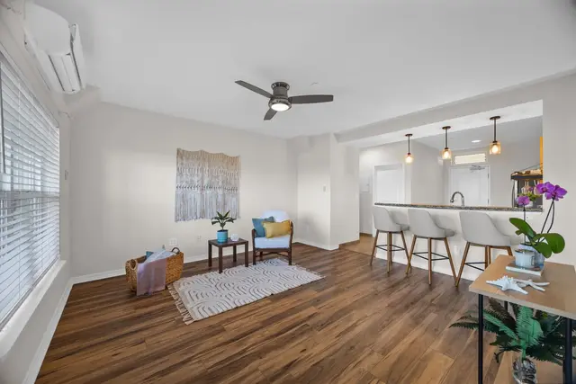Listing Image for 3708 Lower Honoapiilani Rd E-33 11 of 35