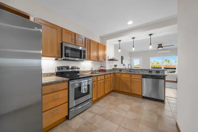 Listing Image for 3708 Lower Honoapiilani Rd E-33 2 of 35
