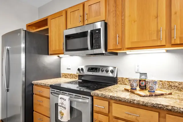 Listing Image for 3708 Lower Honoapiilani Rd E-33 5 of 35