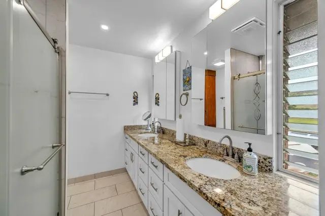 Listing Image for 818 Kumulani Dr 19 of 50