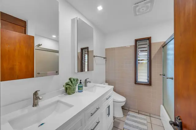 Listing Image for 818 Kumulani Dr 23 of 50