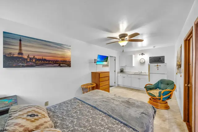 Listing Image for 818 Kumulani Dr 32 of 50