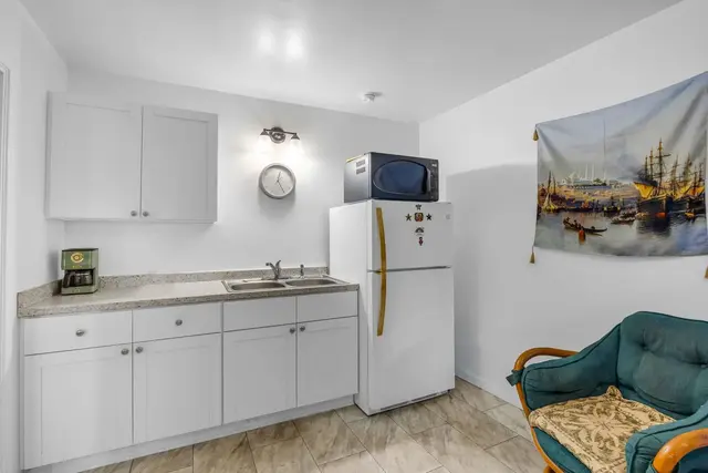Listing Image for 818 Kumulani Dr 33 of 50