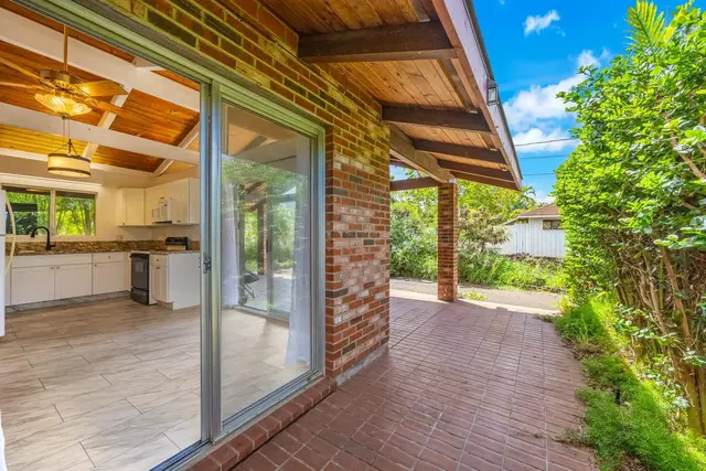 Listing Image for 818 Kumulani Dr 36 of 50