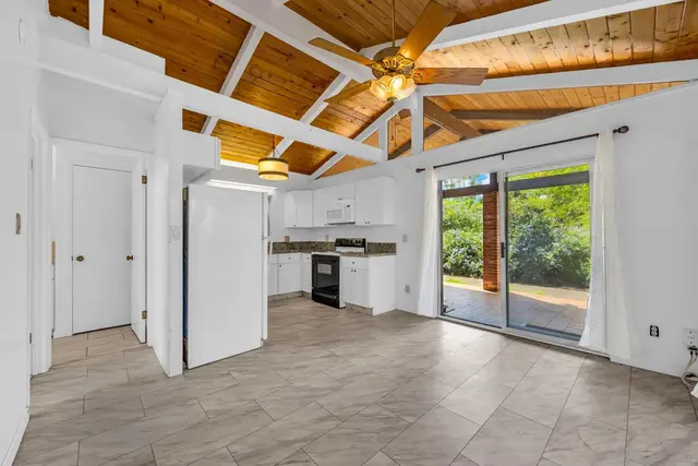 Listing Image for 818 Kumulani Dr 37 of 50