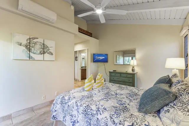 Listing Image for 10 Wailea Ekolu Pl 402 36 of 49