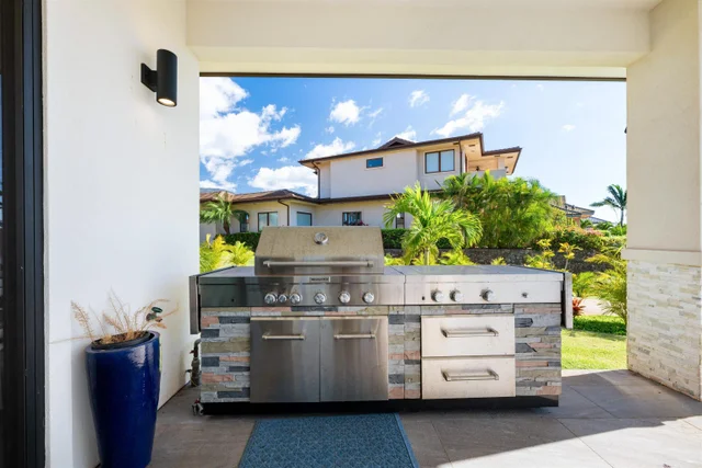 Listing Image for 804 Anapuni Loop 14 of 49