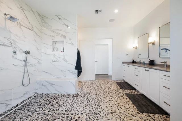 Listing Image for 804 Anapuni Loop 23 of 49