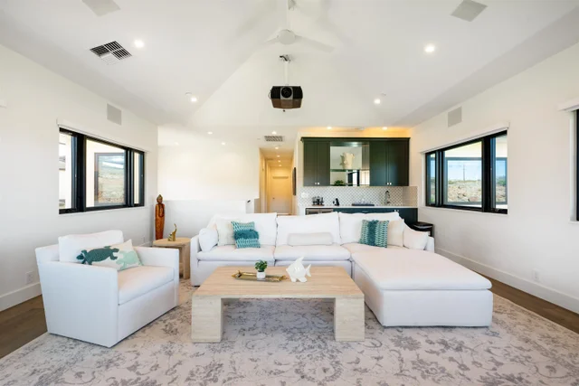 Listing Image for 804 Anapuni Loop 32 of 49