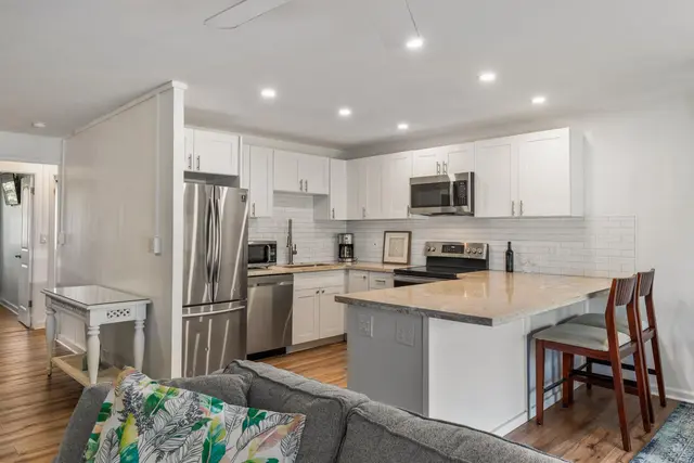 Listing Image for 3559 Lower Honoapiilani Rd 3k 17 of 33