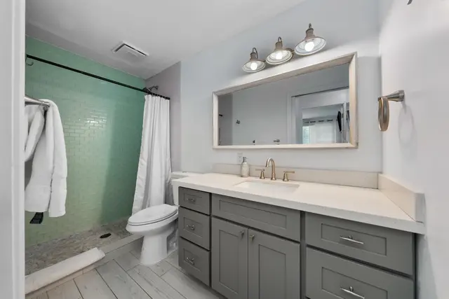 Listing Image for 3559 Lower Honoapiilani Rd 3k 24 of 33