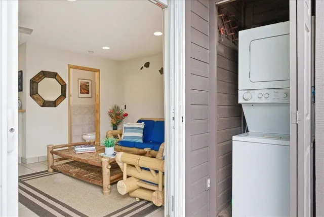 Listing Image for 2174 Aluna Pl 45 of 50