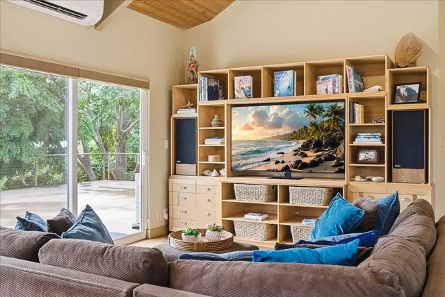 Listing Image for 2174 Aluna Pl 5 of 50