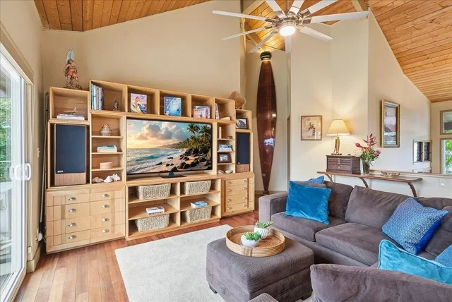 Listing Image for 2174 Aluna Pl 6 of 50