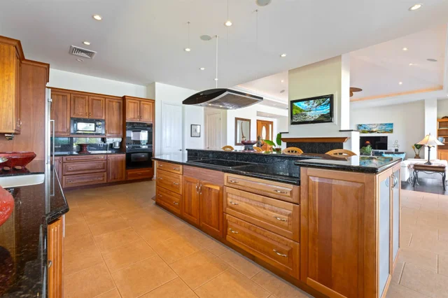 Listing Image for 232 Crestview Rd 11 of 46