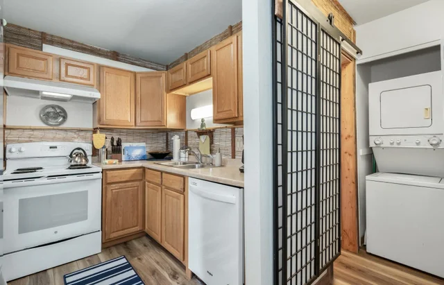 Listing Image for 7 Kaiau Pl 4 21 of 39