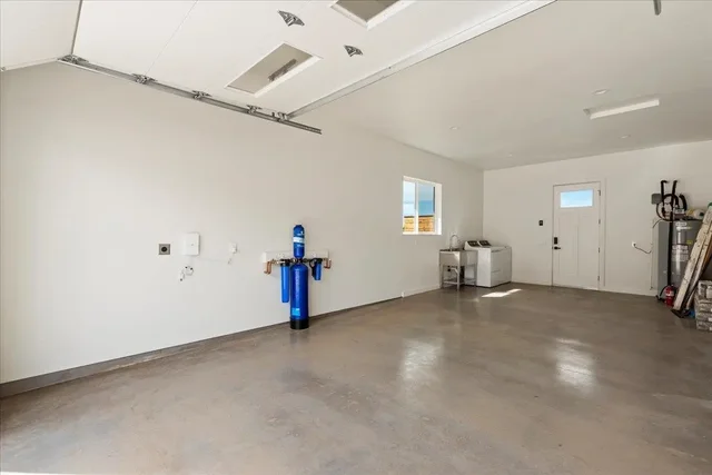 Listing Image for 3414 Keha Dr Unit B 27 of 38