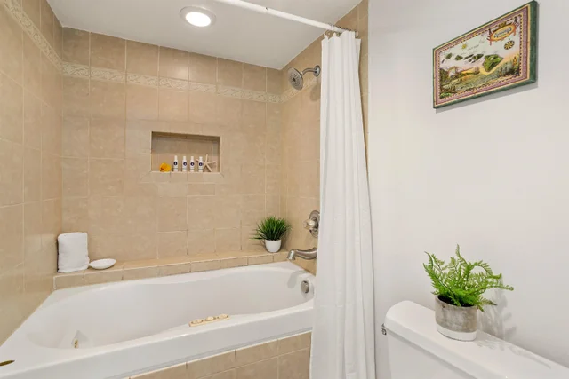 Listing Image for 2661 Kekaa Dr K-215 7 of 20