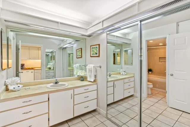 Listing Image for 2661 Kekaa Dr K-215 8 of 20