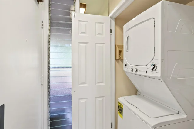 Listing Image for 2661 Kekaa Dr K-215 9 of 20