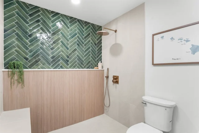 Listing Image for 81 Kumano Dr 21 of 49