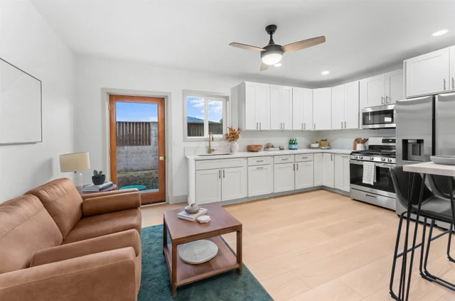 Listing Image for 81 Kumano Dr 30 of 49