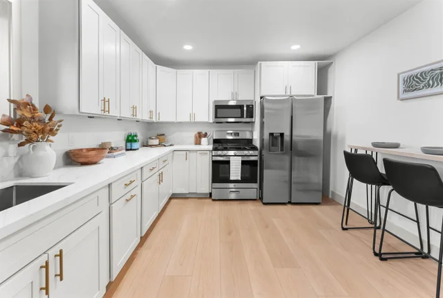 Listing Image for 81 Kumano Dr 31 of 49