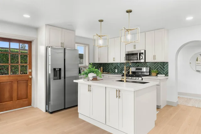 Listing Image for 81 Kumano Dr 7 of 49