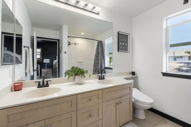 Listing Image for 631 Meakanu Ln 102 18 of 35