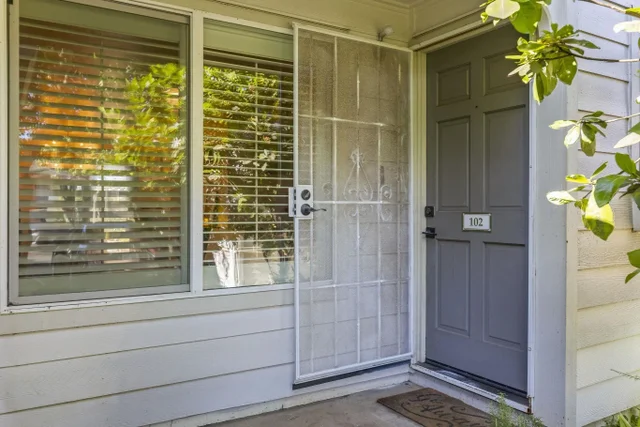 Listing Image for 631 Meakanu Ln 102 33 of 35