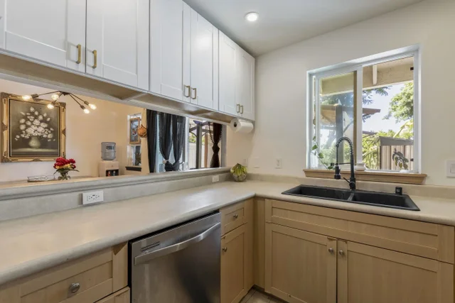 Listing Image for 631 Meakanu Ln 102 8 of 35