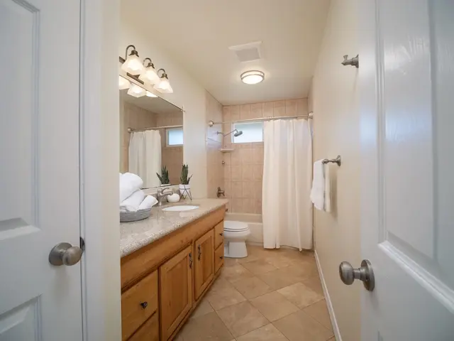 Listing Image for 1091 Ulele St 27 of 50