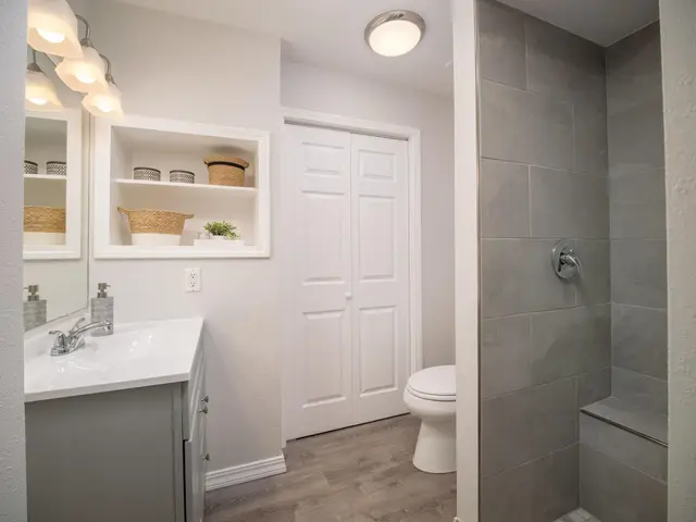 Listing Image for 1091 Ulele St 39 of 50
