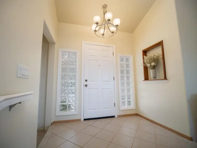 Listing Image for 1091 Ulele St 5 of 50