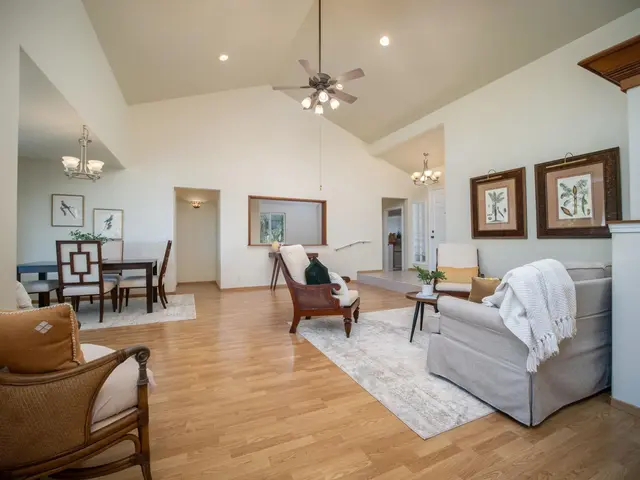 Listing Image for 1091 Ulele St 7 of 50