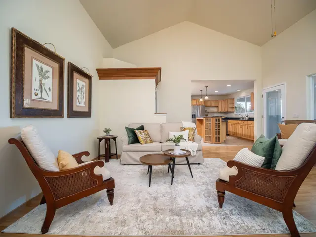 Listing Image for 1091 Ulele St 8 of 50