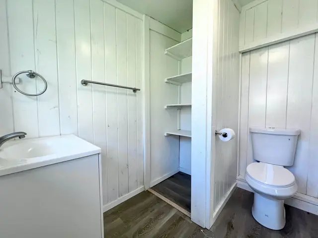 Listing Image for 275 Ala Malama Ave 18 of 22